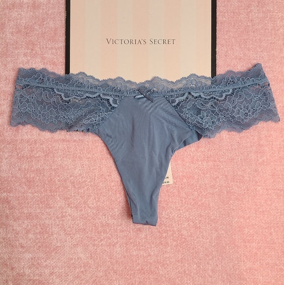 Victoria's Secret Other - VS Dream Angels Smooth Lace Trim Thong Size Sm